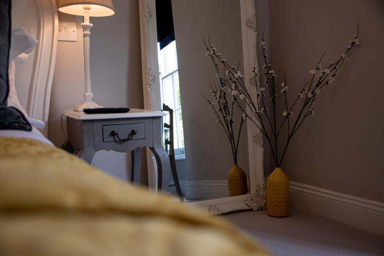 تافيستوك Apple Tree Bed And Breakfast المظهر الخارجي الصورة