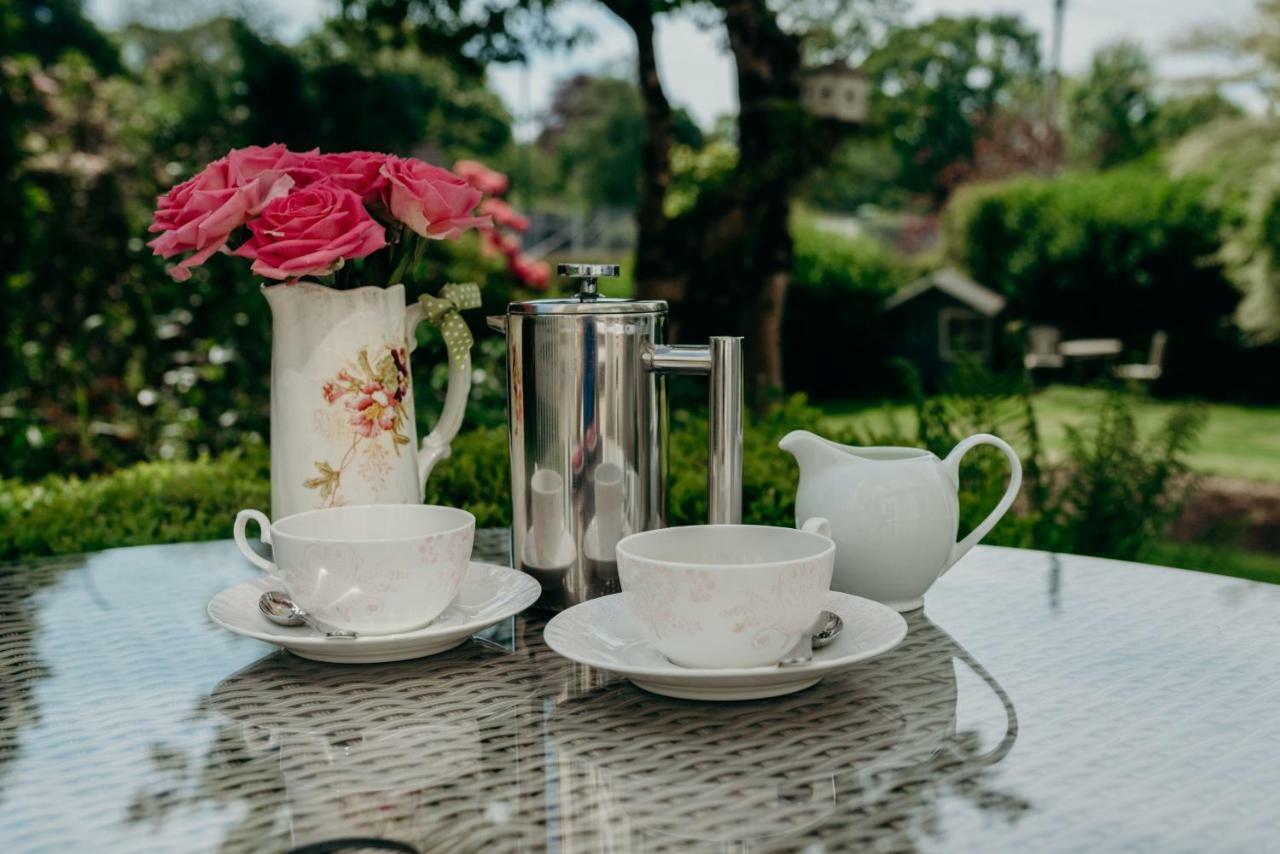 تافيستوك Apple Tree Bed And Breakfast المظهر الخارجي الصورة